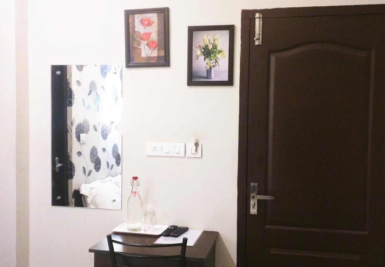 Collection O 8267 Galaxy Inn Kochi Ngoại thất bức ảnh